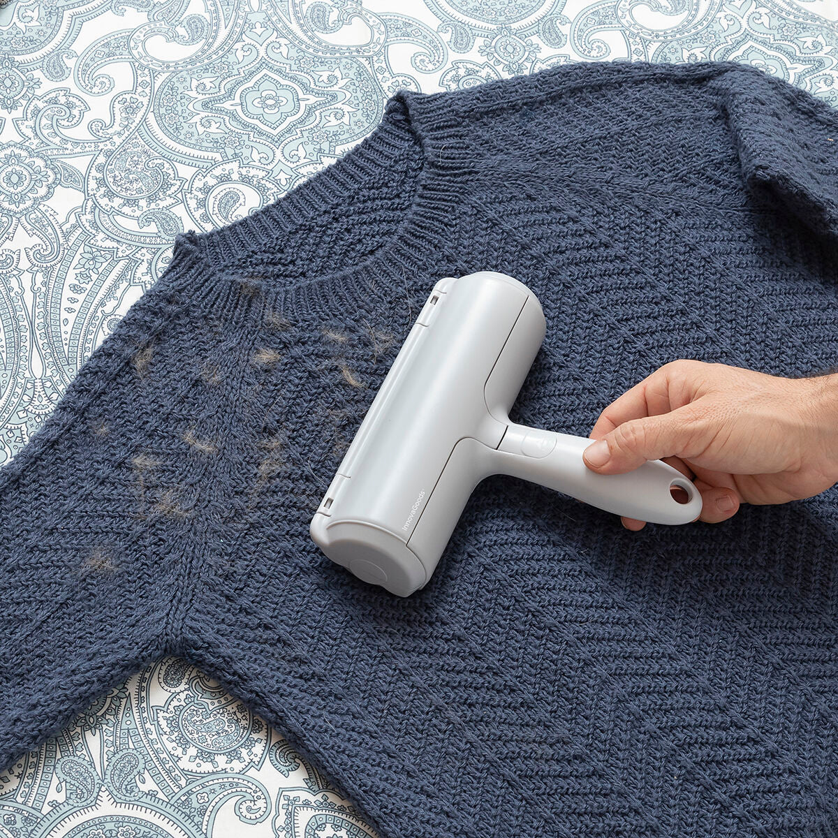 "Nooit Meer Haren op Meubels & Kleding – Rellair InnovaGoods"