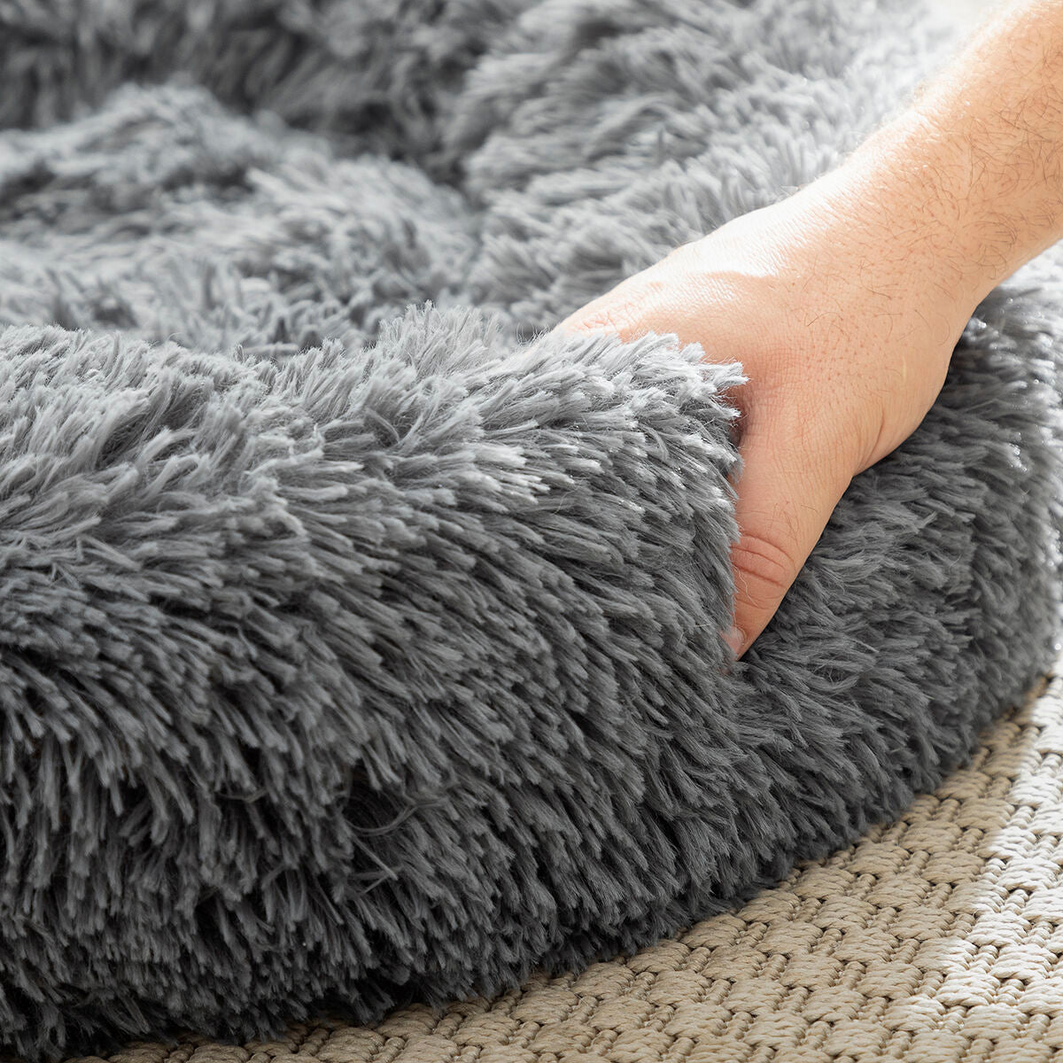 ''Heerlijk onstpannen knuffelbed voor uw hond of kat van InnovaGoods'' Ø 60 cm