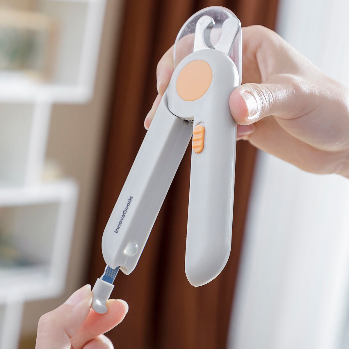 Veilige LED Nagelknipper voor Hond & Kat – Clipet InnovaGoods